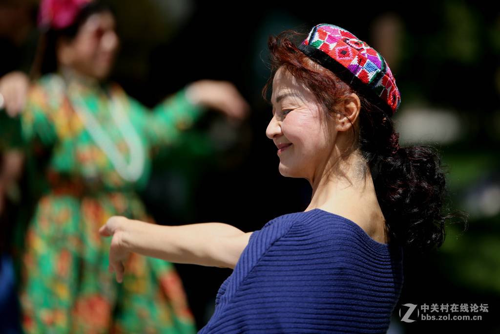 上几张6D和腾龙A009的片子，证明下此头素质相当好