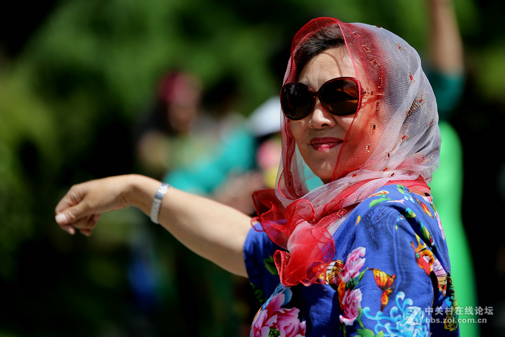 上几张6D和腾龙A009的片子，证明下此头素质相当好