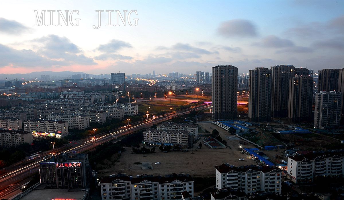夜 光 璀 璨 。（夜景练习小品，请夜拍高手和老师指教）