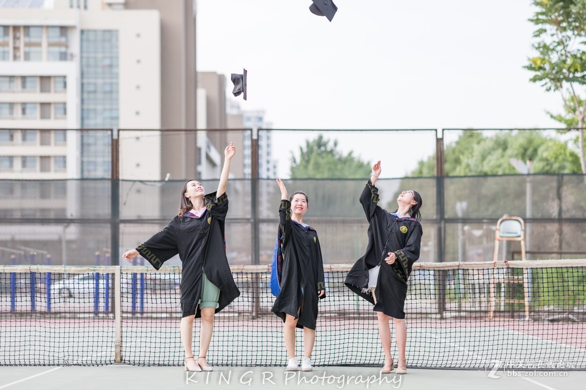 内心却仍是此间少年