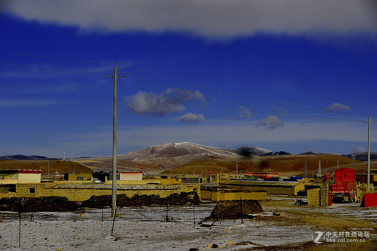 行走在世界屋脊---那曲