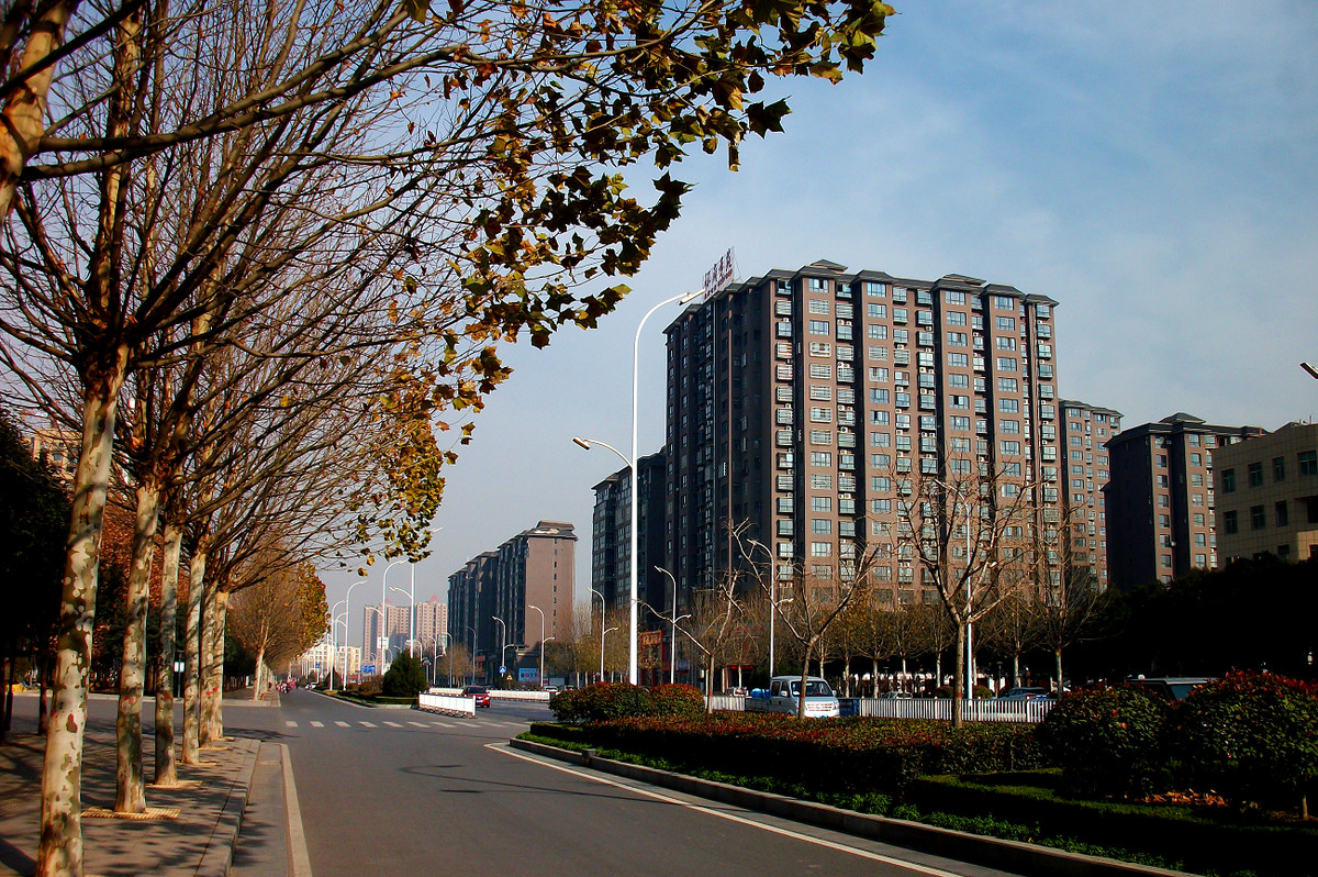 华晶手机还是不错的，拍照我一直用它