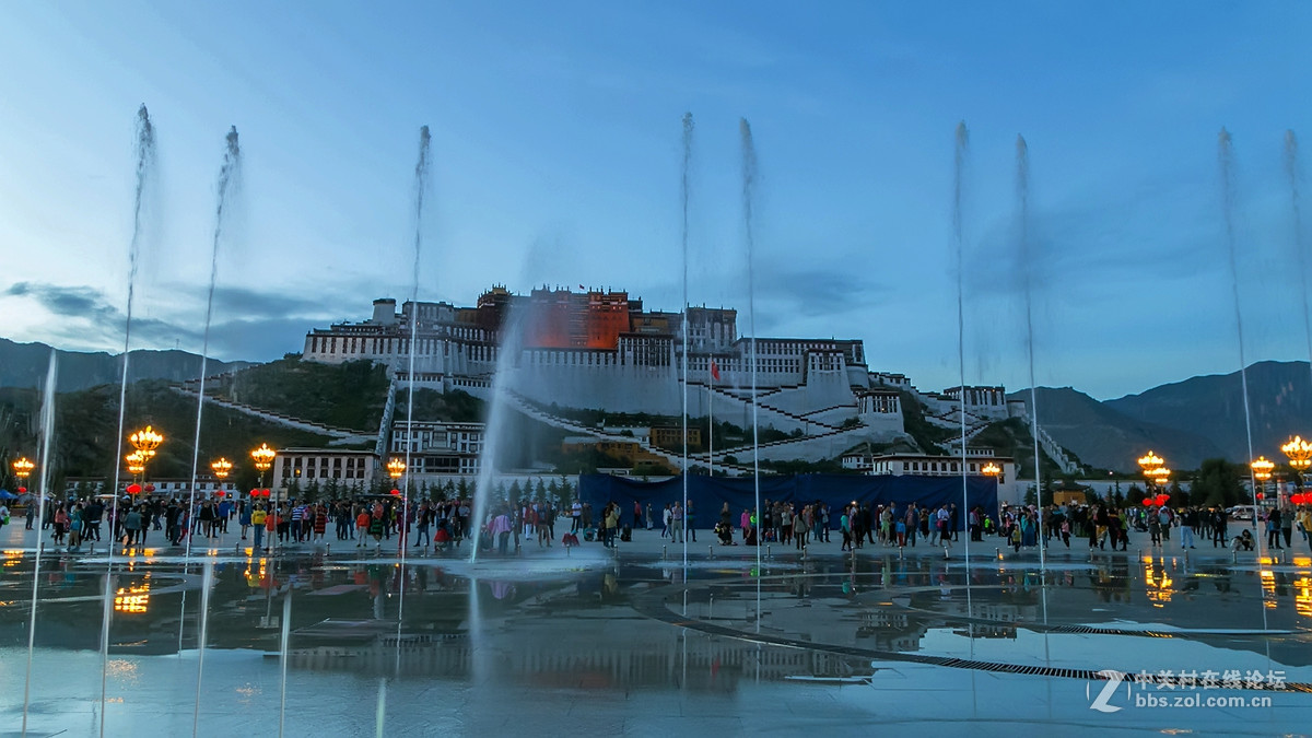 #佳能月赛-城市光影#新藏线骑游随拍——布达拉宫