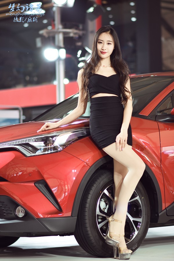 【梦幻美拍】美女模特(2018唐山春季车展)