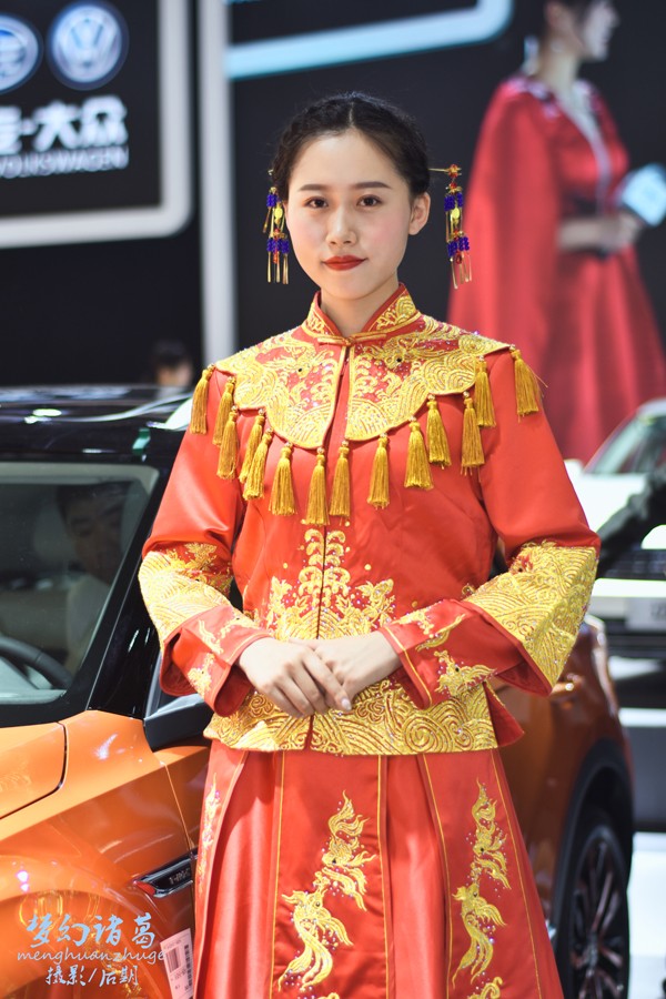 【梦幻美拍】美女模特(2018唐山春季车展)