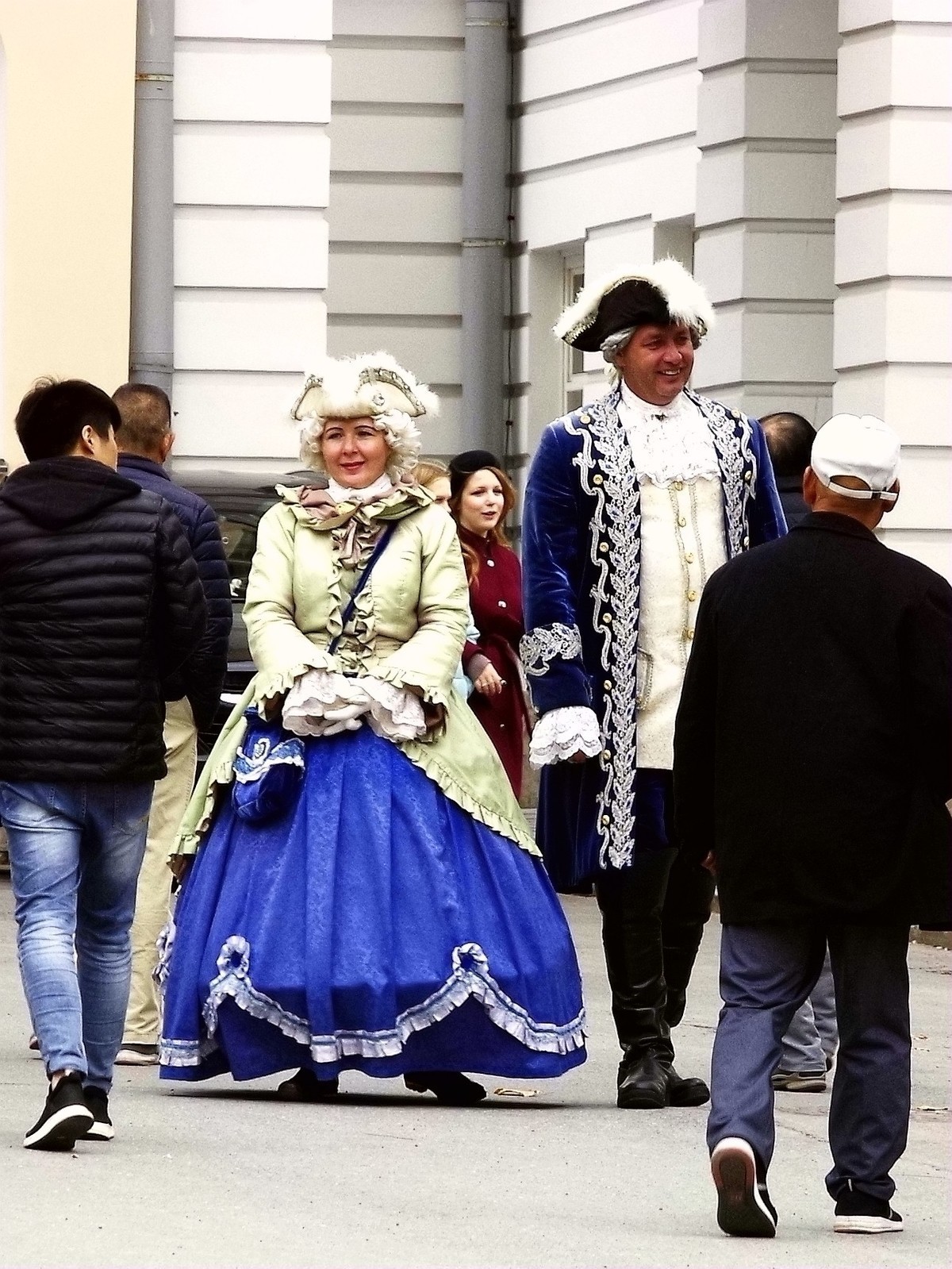 俄罗斯～叶卡捷林娜宫，始建于1717年，为彼得大帝一世的妻子叶卡捷林娜而建的消夏别墅，巴洛克的华美，古典