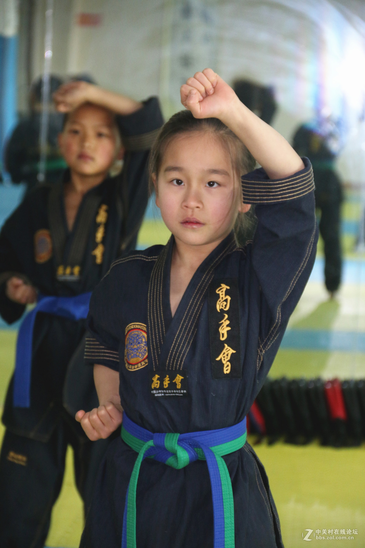 自古英雄出少年跆拳道上