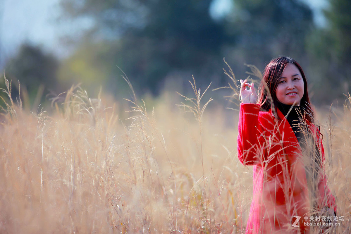 佳能定焦200mm  f2.8人像