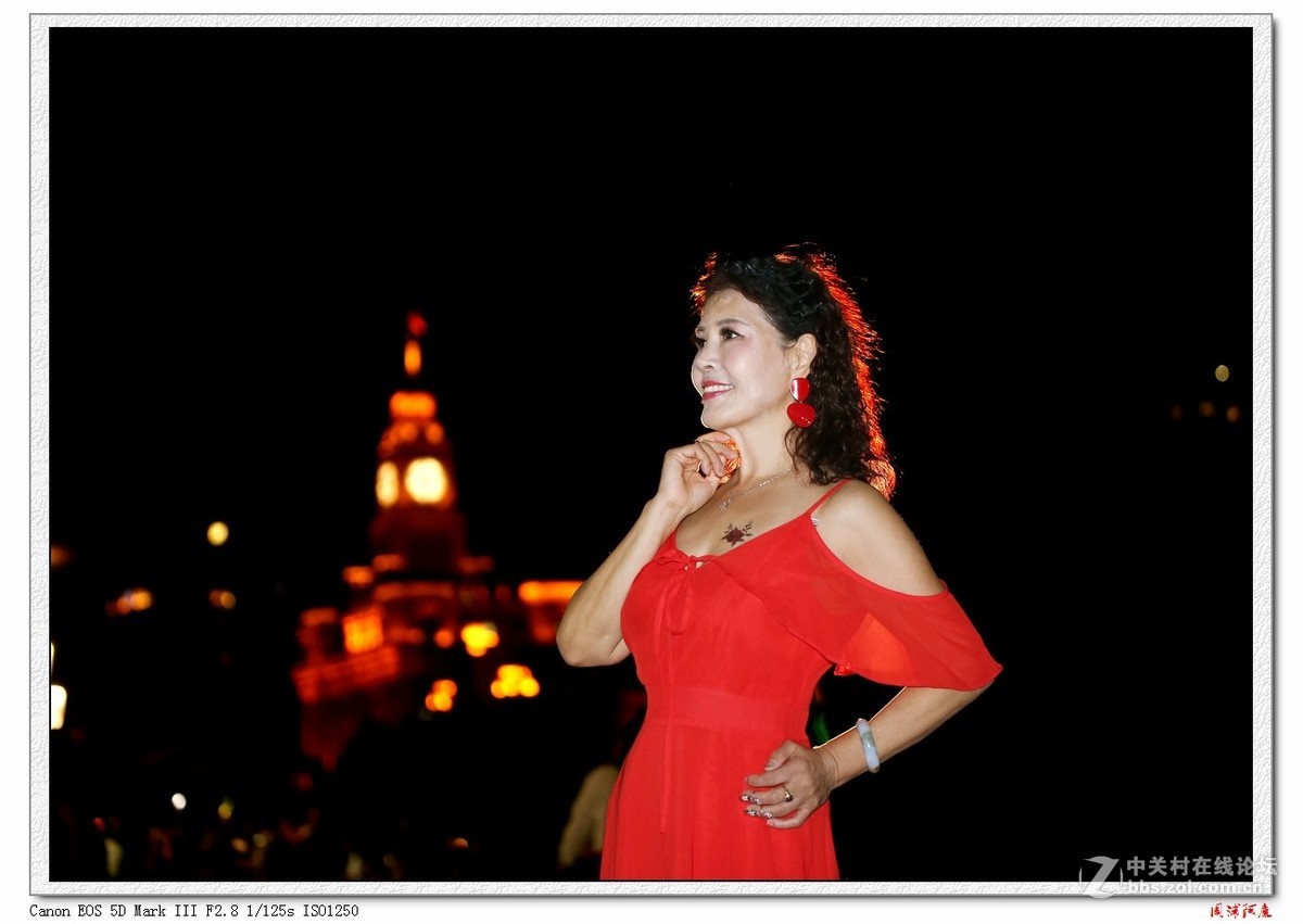 上海外滩夜景人像