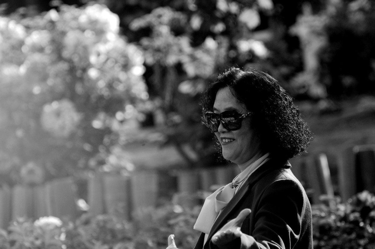 牡丹园里的女士们美