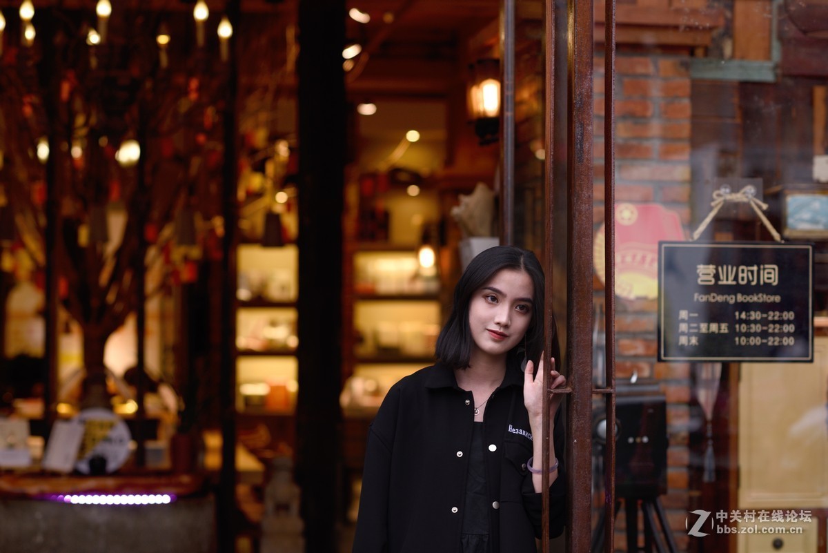 学播音主持的小姐姐