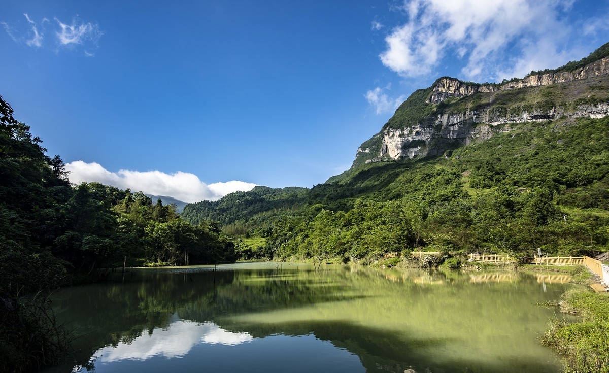 武隆鸡尾山略影