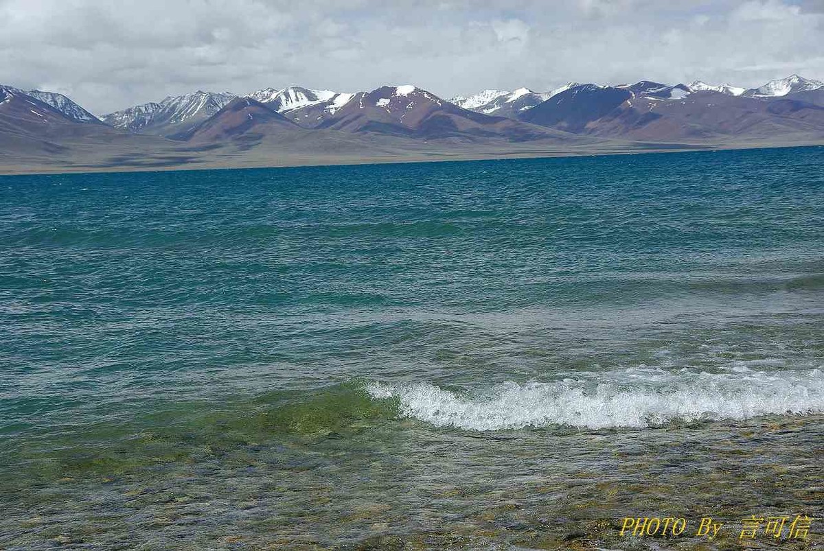 纳木错湖风光