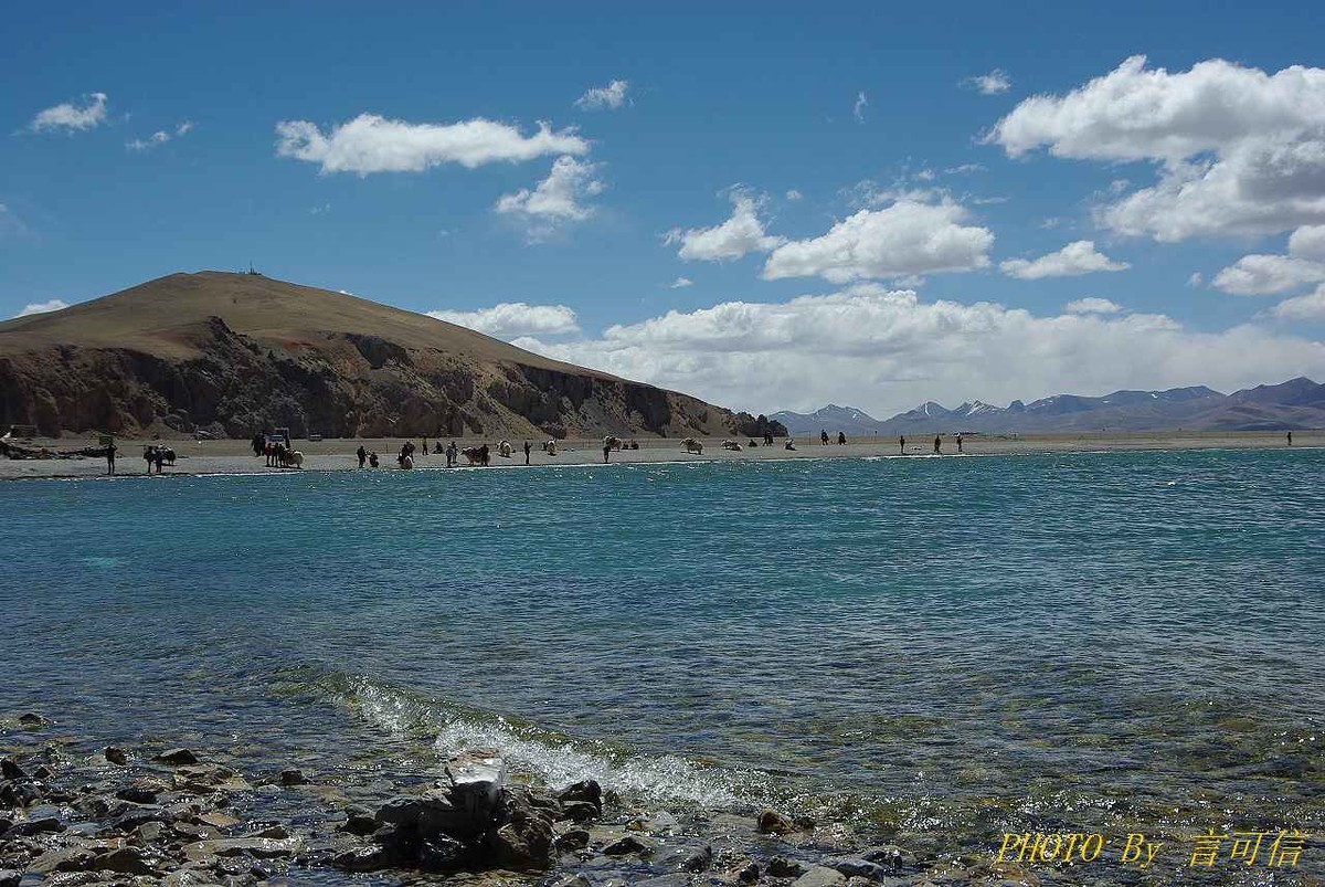 纳木错湖风光