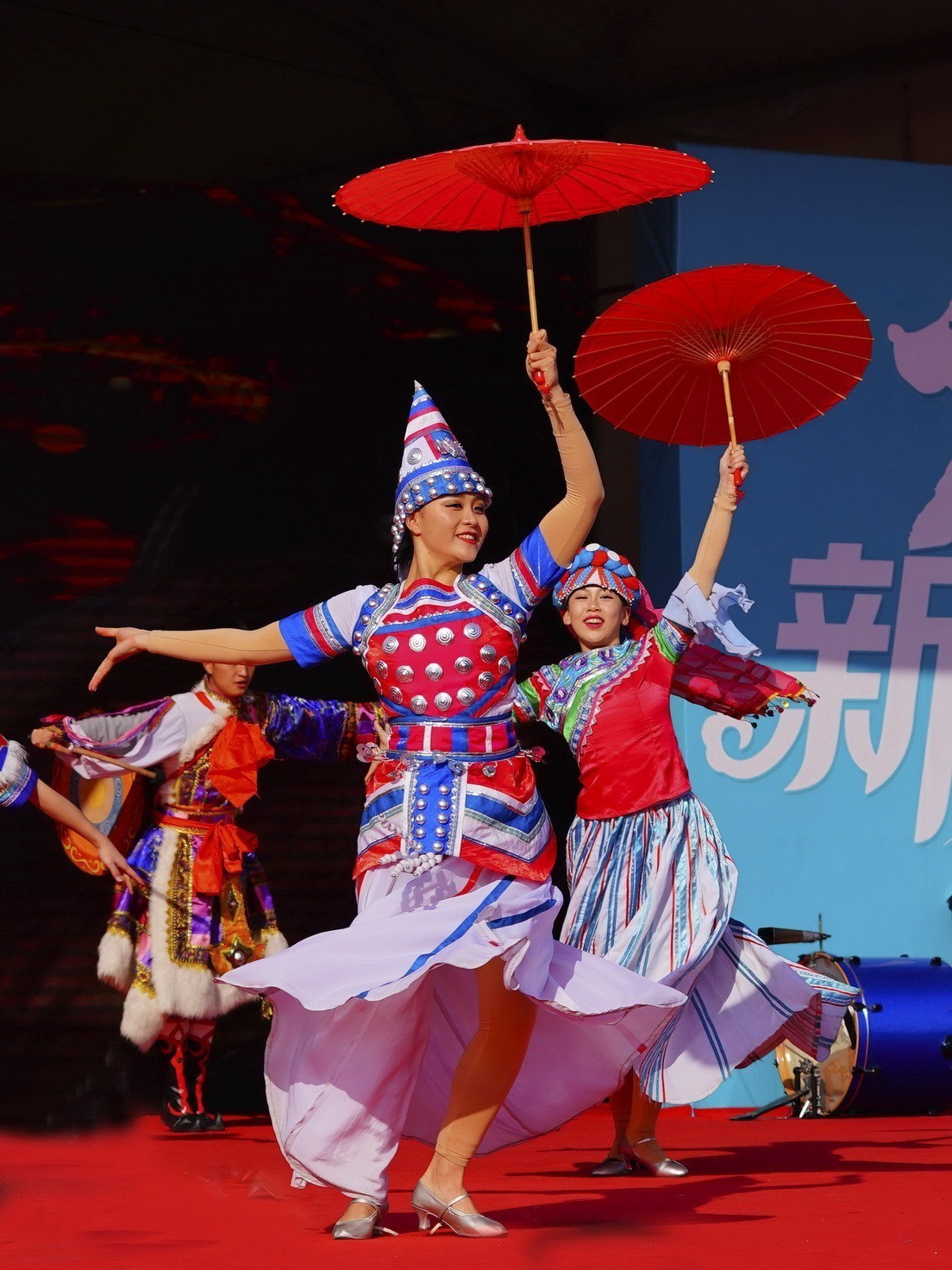 2018年朝阳公园国际风情节-云南歌舞团-伞舞