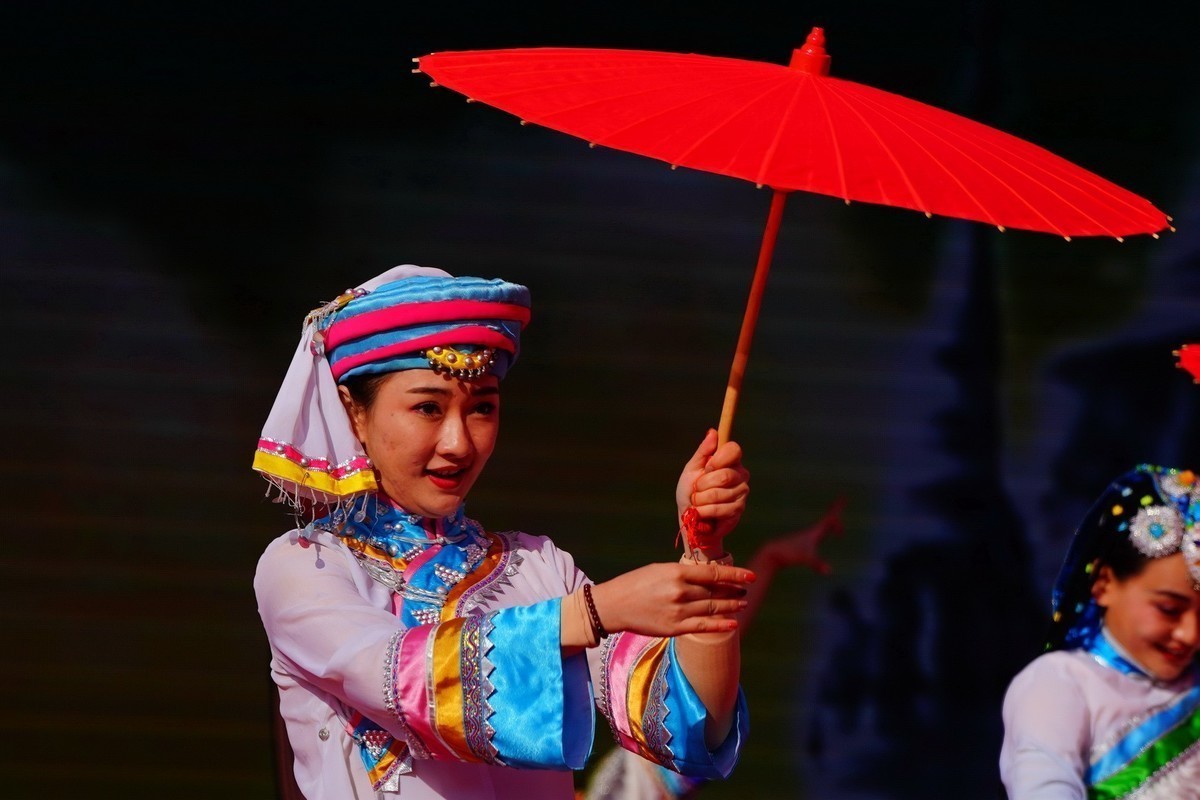 2018年朝阳公园国际风情节-云南歌舞团-伞舞