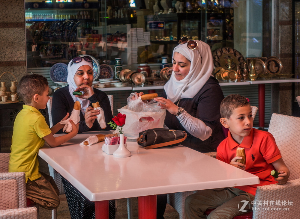 埃及的高速路服务区