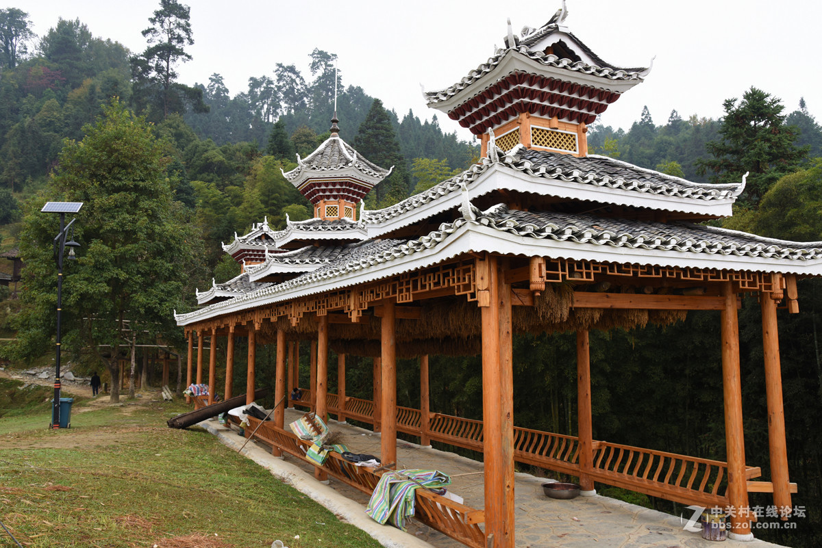 最后的枪手部落——岜沙苗寨（2）：极具民族特色的建筑