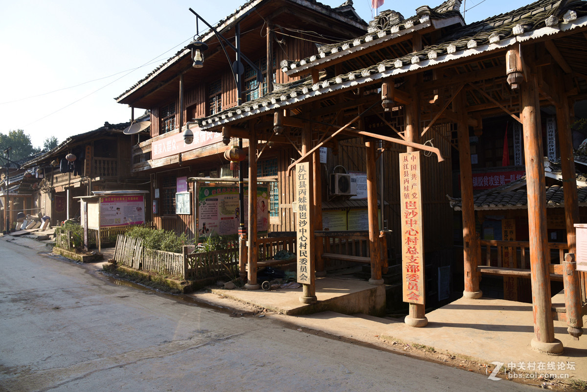 最后的枪手部落——岜沙苗寨（2）：极具民族特色的建筑