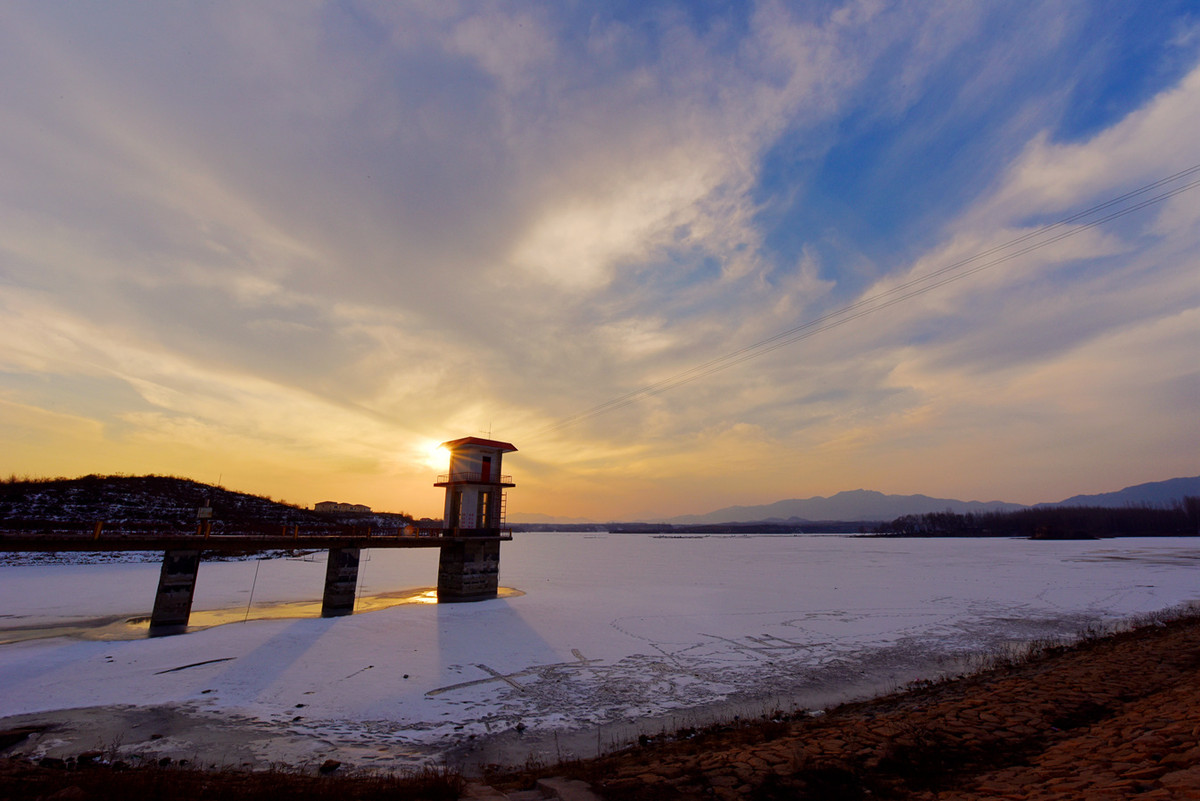 燕川水库美如画