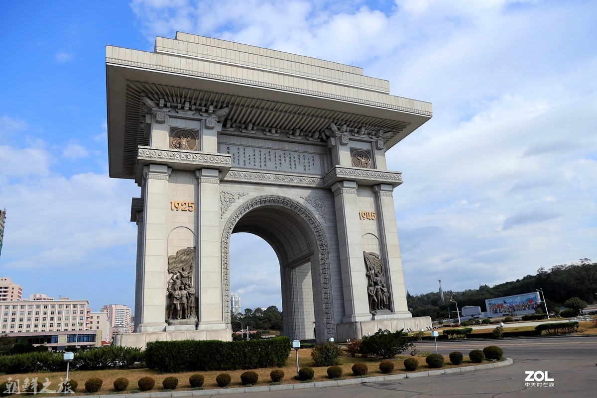 朝鲜平壤市区掠影3凯旋门中国人民志愿军烈士纪念碑