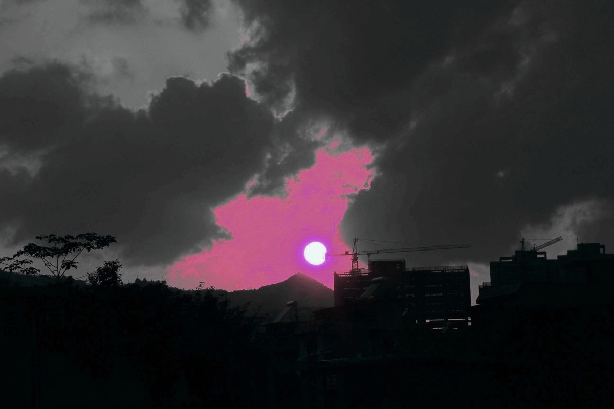 即将下山的太阳