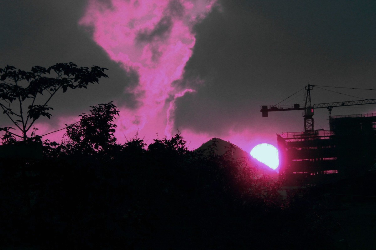 即将下山的太阳