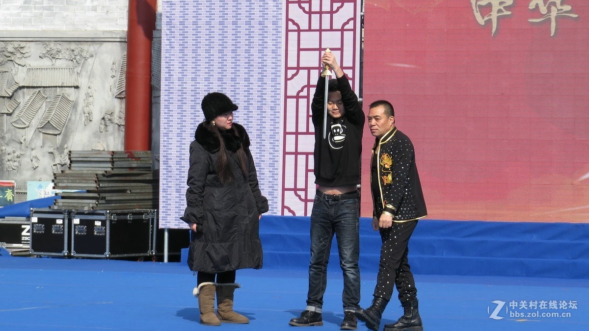 真功夫-吞铁球插宝剑