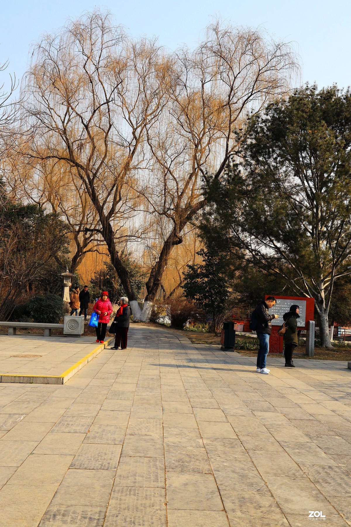 EOSR拍兴庆公园《1》