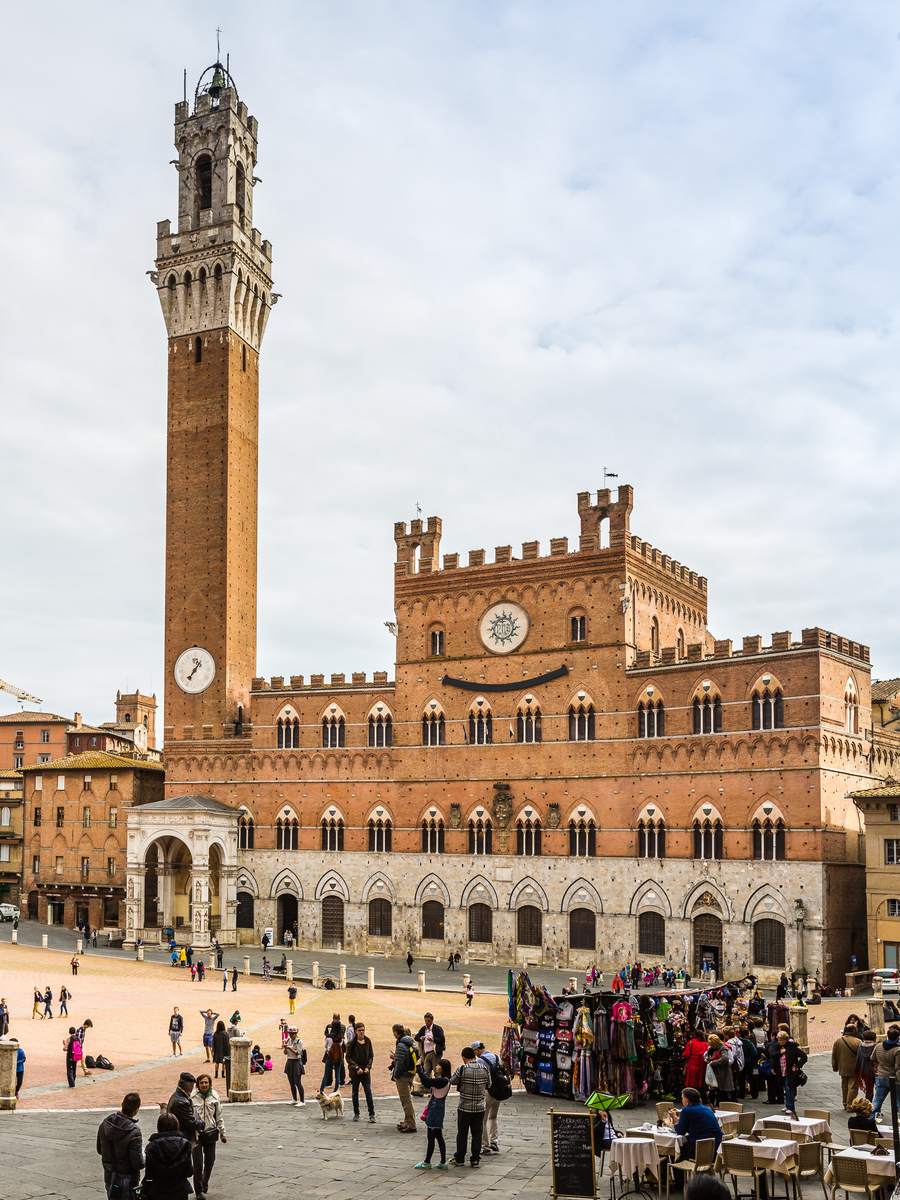 锡耶纳田野广场