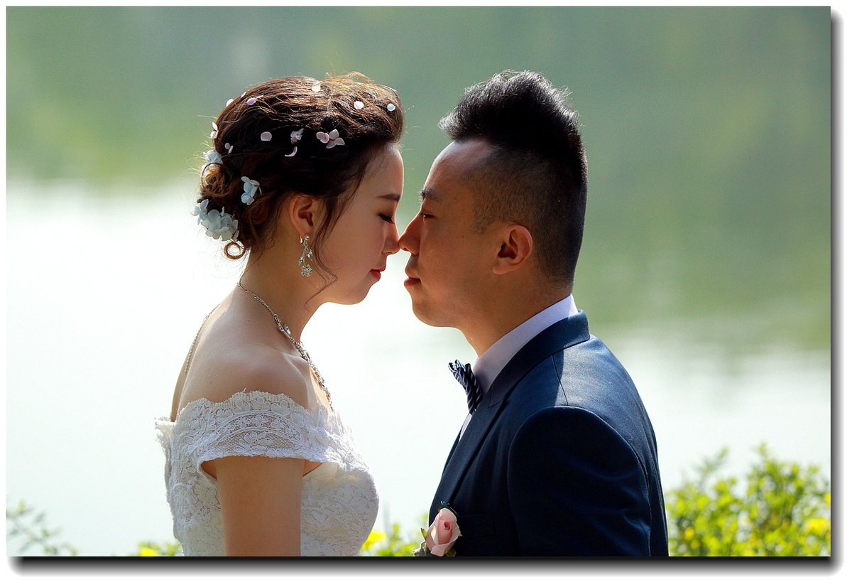 #佳能月赛-人间四月天#_【幸福时刻】