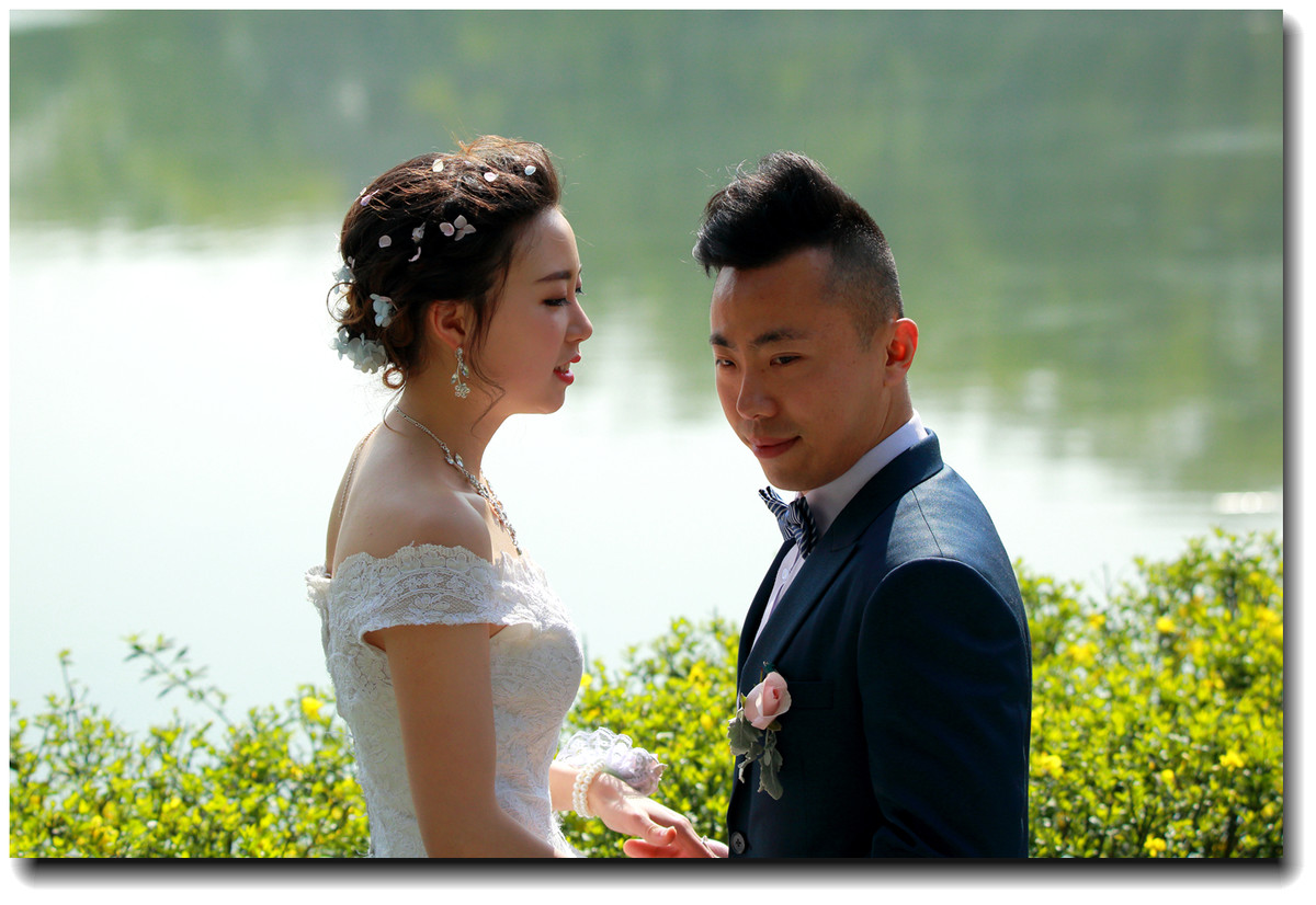 #佳能月赛-人间四月天#_【幸福时刻】