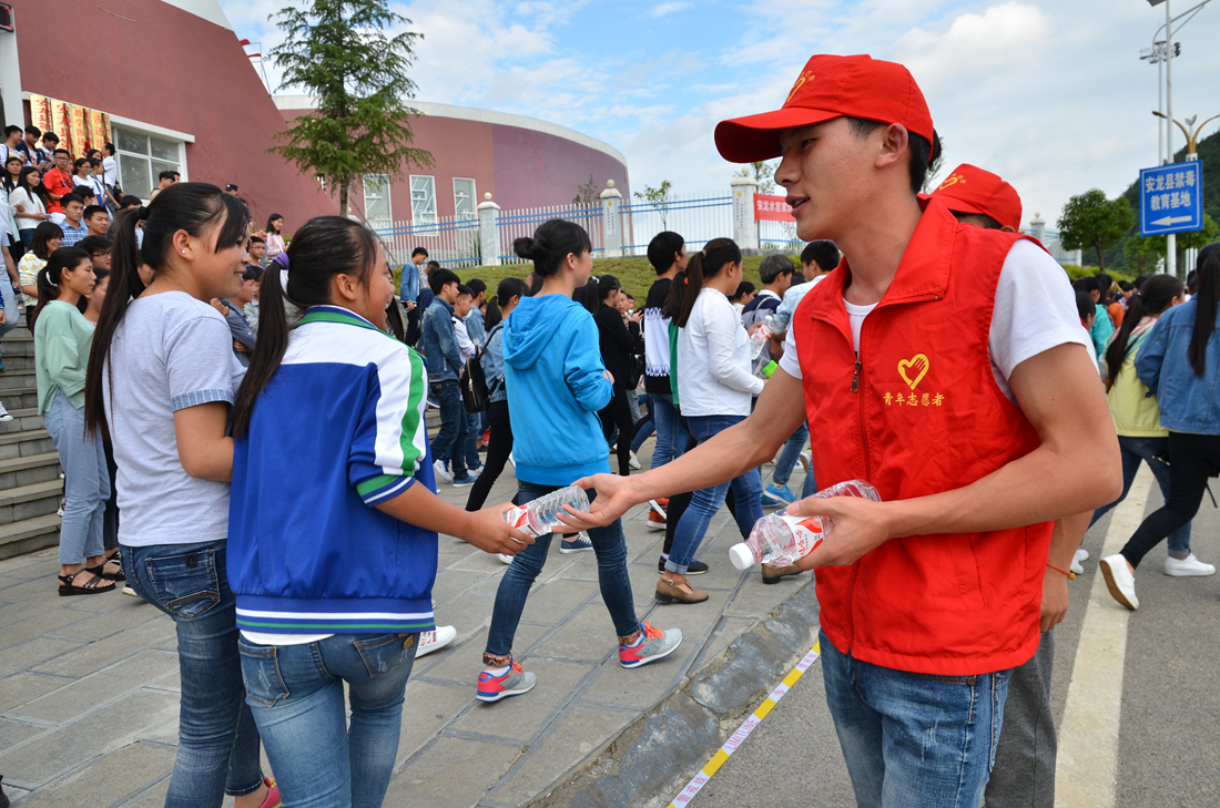 一年一度国考日。2016年当地高考纪实。