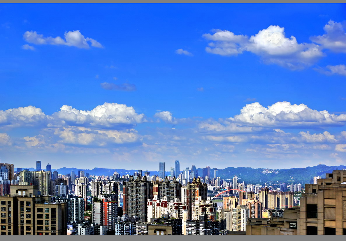 祝大家2016国庆节快乐发一组城市上空的蓝天白云7p