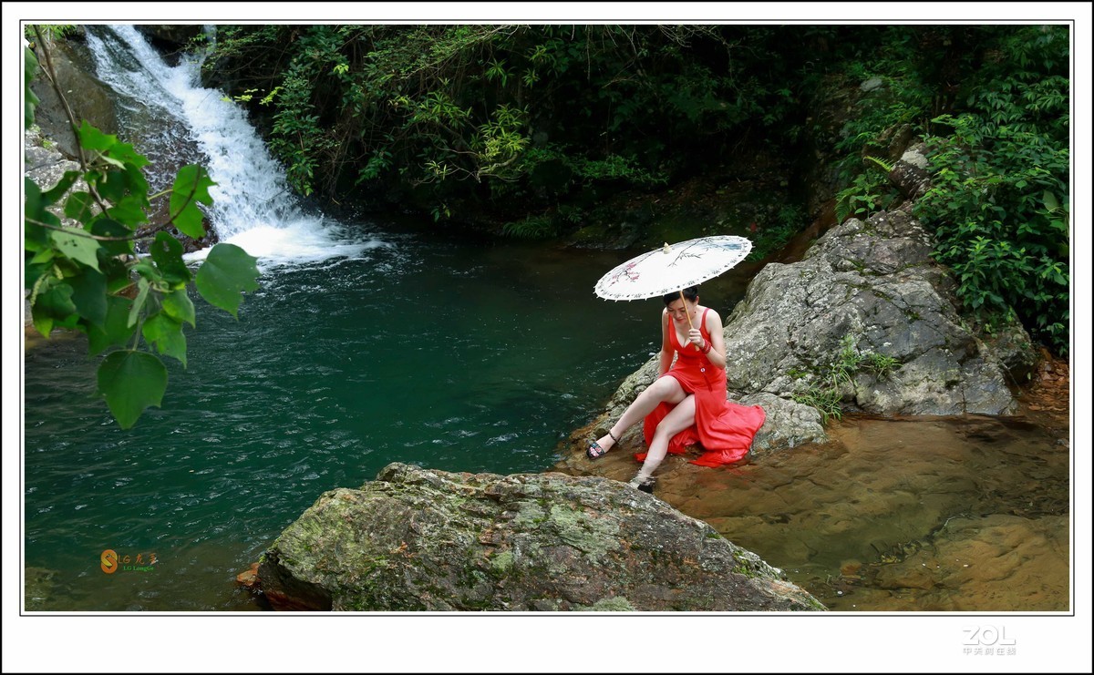 24 70 F2.8L “戏水红衣”