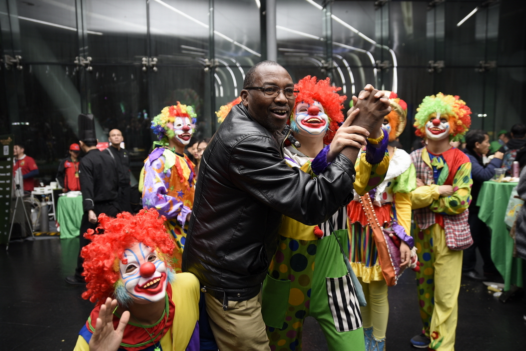 2016广州塔3月17 圣帕特里克节