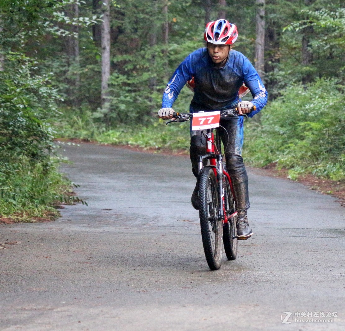 拐弯抹角上坡路