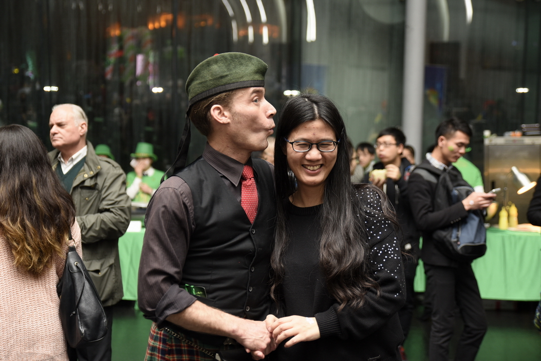 2016广州塔3月17 圣帕特里克节