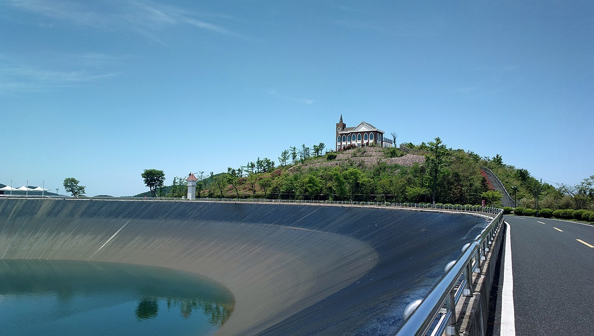 安吉江南天池风光