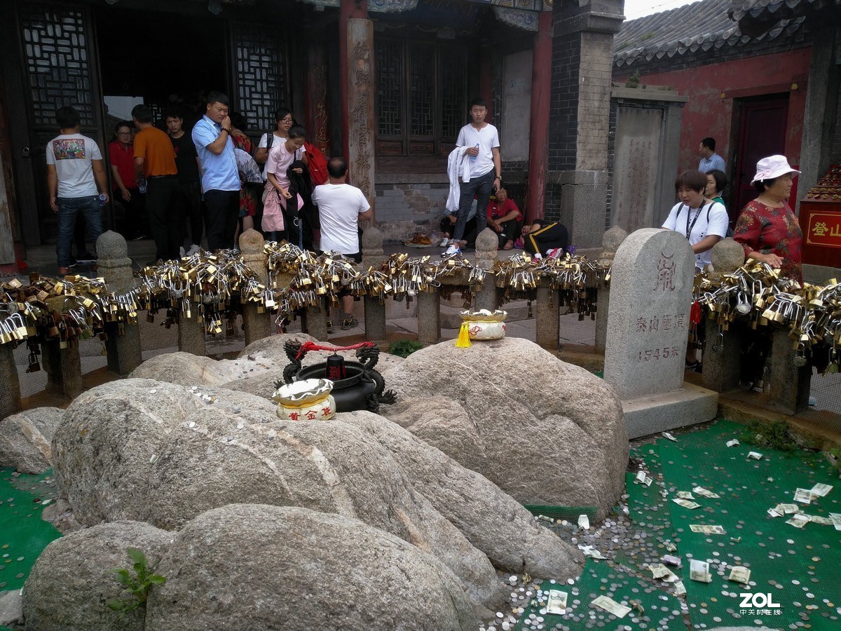 岱顶天街---玉皇顶    一路风光