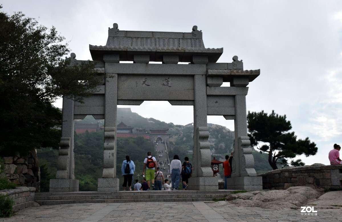 岱顶天街---玉皇顶    一路风光