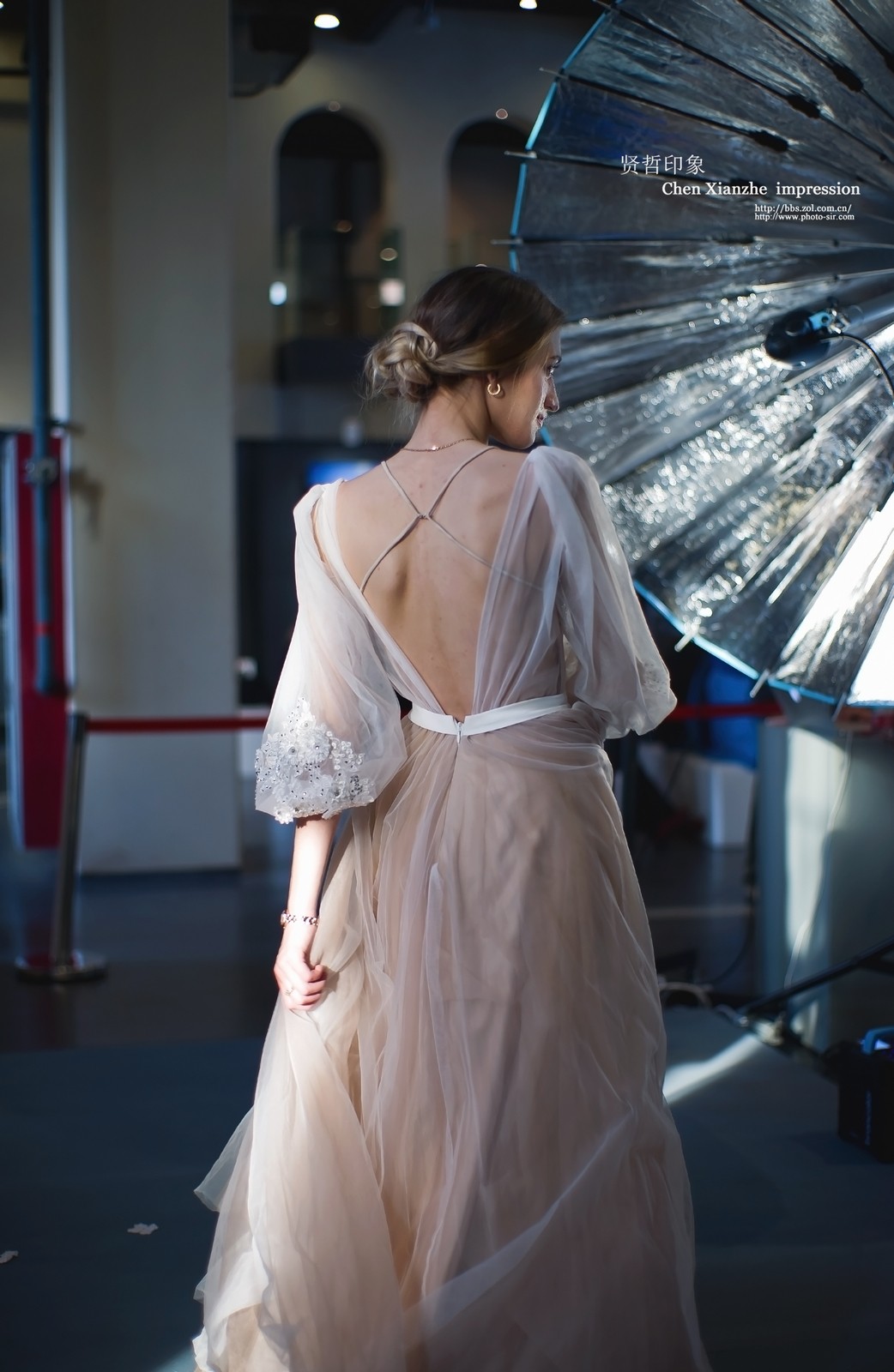 蔡司50mm手动抓拍习作之--【 台 前 幕 后 】