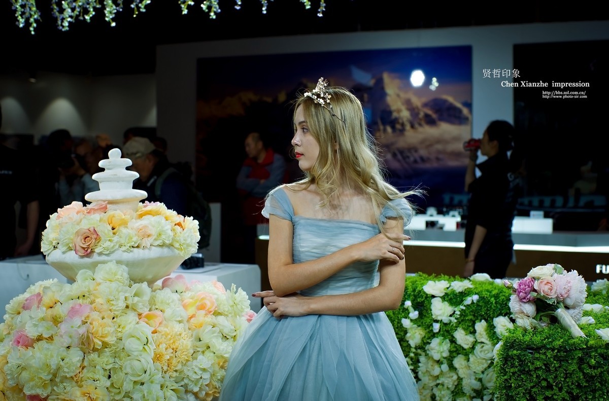 蔡司50mm手动抓拍习作之--【 台 前 幕 后 】