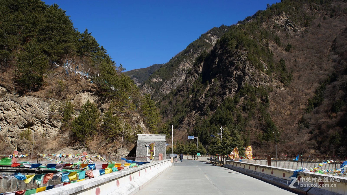 东方的因特拉肯