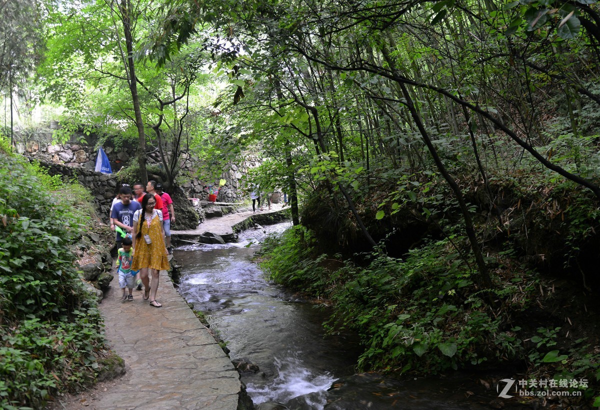 栾川重渡沟游拍