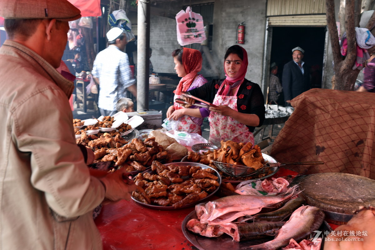 周日逛巴扎去抓拍，原汁原味的民族特色！