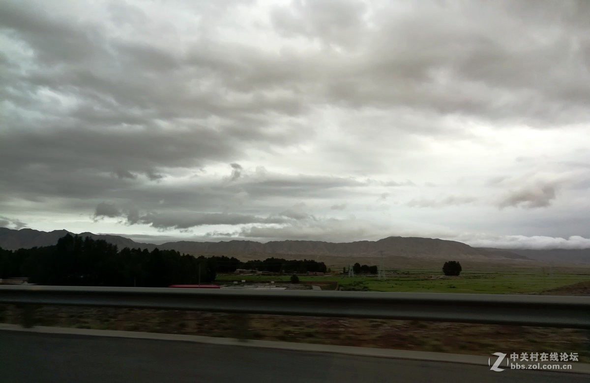 2017夏 长沙到喀什（25）祁连山上雨加雪