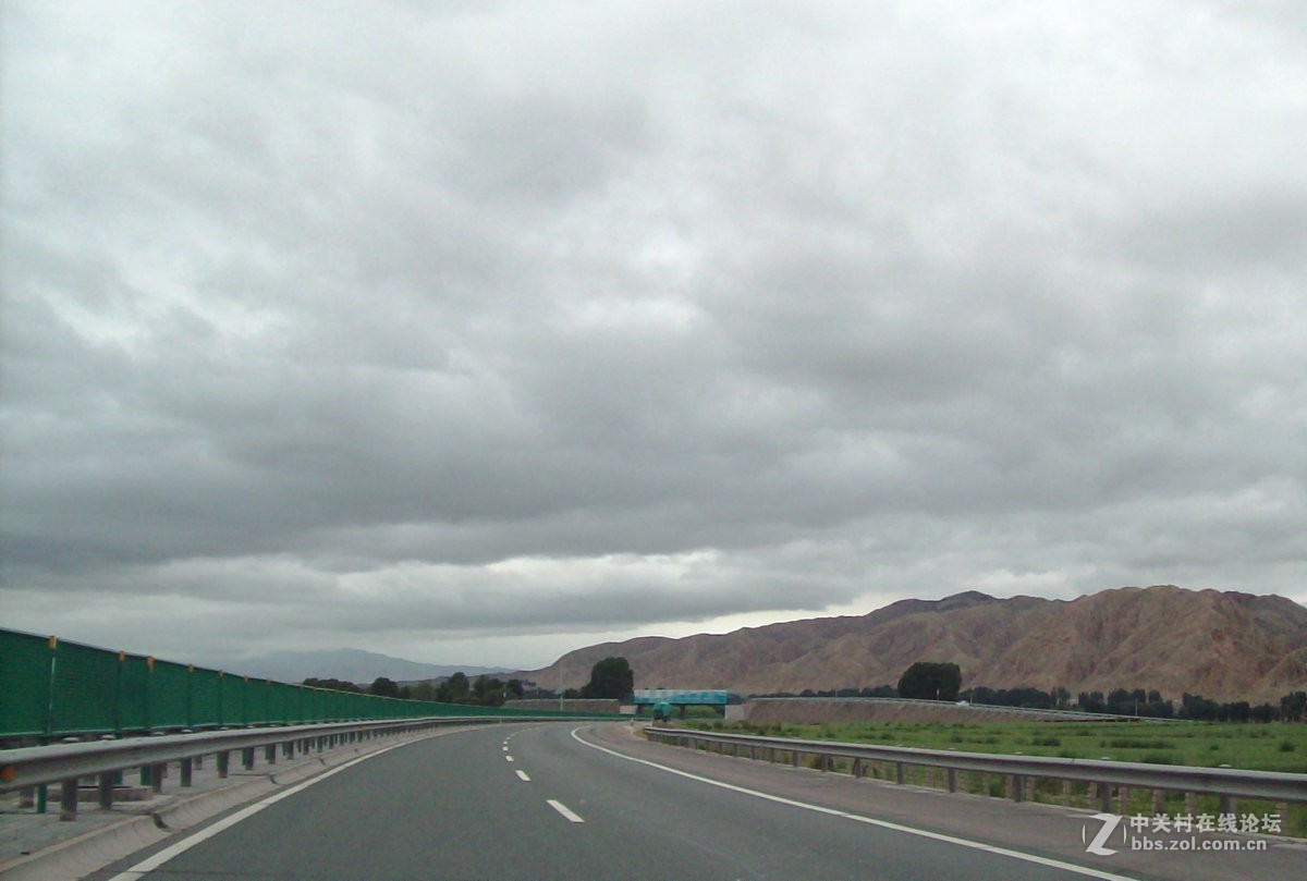 2017夏 长沙到喀什（25）祁连山上雨加雪