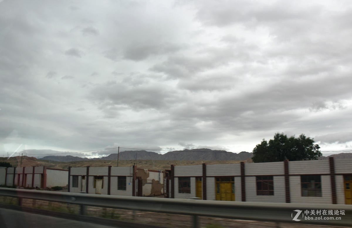 2017夏 长沙到喀什（25）祁连山上雨加雪