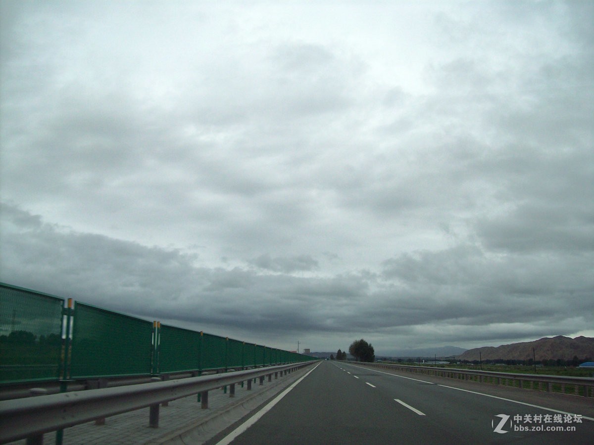 2017夏 长沙到喀什（25）祁连山上雨加雪